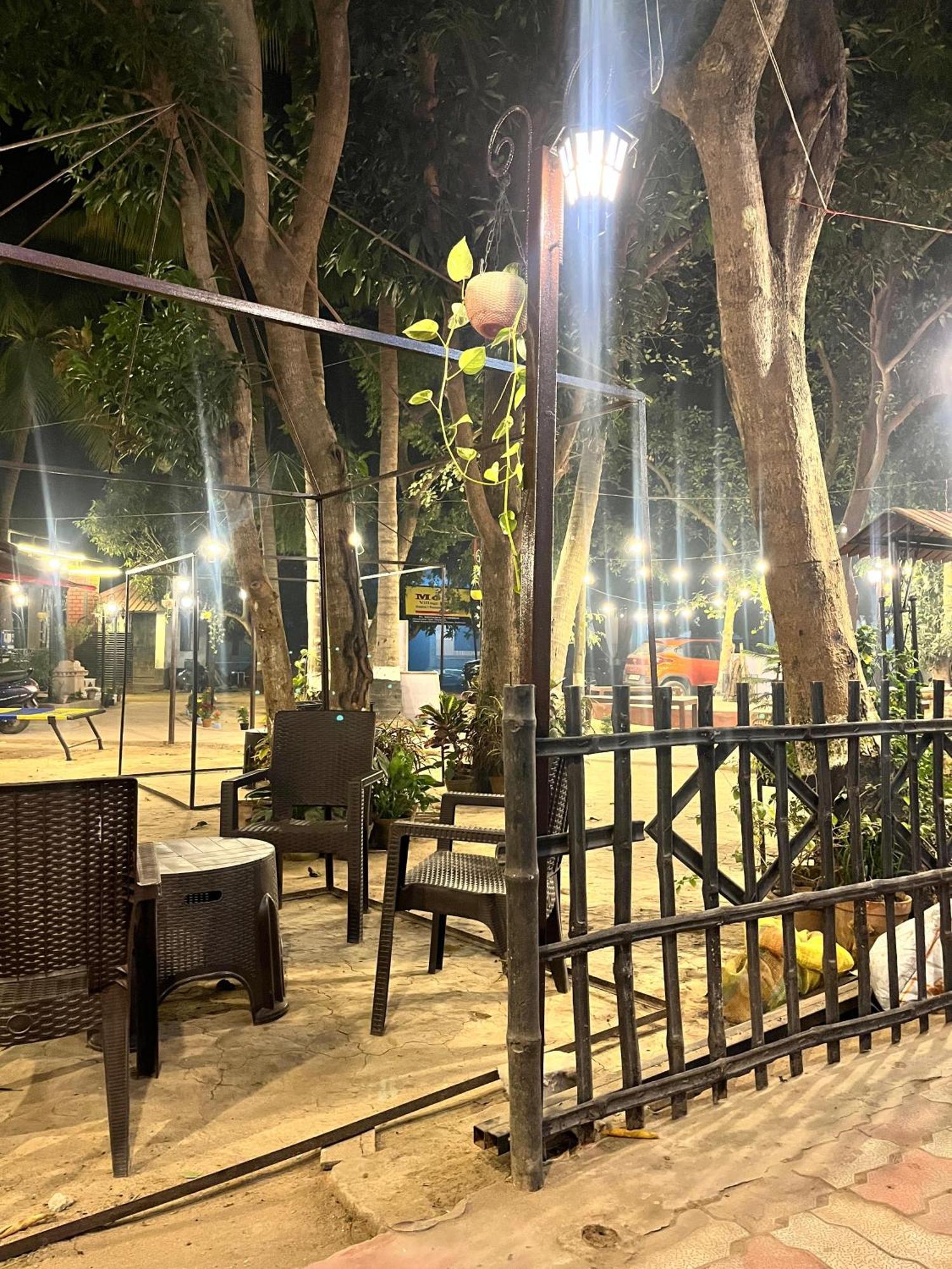 Moon Village Resort Shānti Niketan Exterior foto